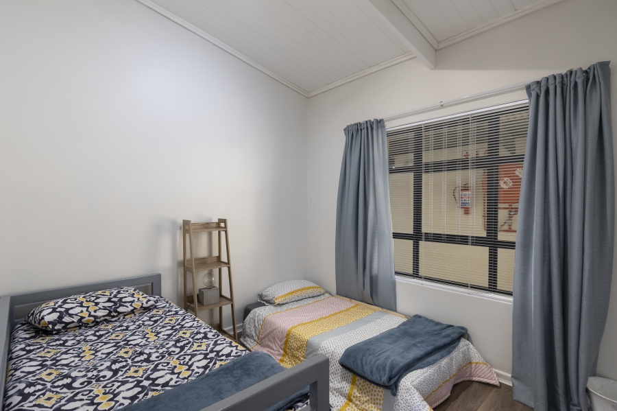 2 Bedroom Property for Sale in Mall Interchange Western Cape